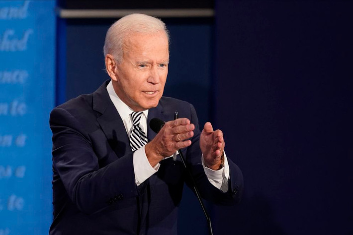 Ngoài ra, ông Biden được cho là sẽ thực hiện hóa kế hoạch cơ sở kéo dài trong 10 năm, trị giá 1.300 tỷ USD. Được biết, trong chiến dịch tranh cử, ứng viên Đảng Dân chủ đã đưa ra kế hoạch cơ sở hạ tầng này với mục tiêu sẽ đưa Mỹ đến tương lai không phát thải khí nhà kính và mở rộng việc làm cho tầng lớp trung lưu. Ảnh: ADN.