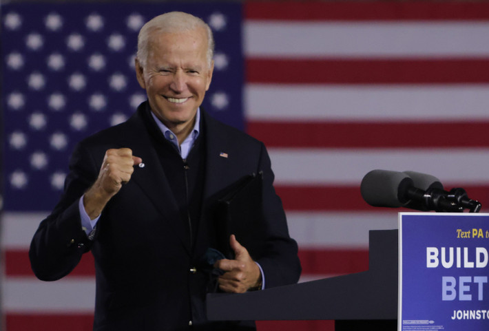 Cùng với việc giải quyết đại dịch COVID-19, ông Biden dự kiến cũng sẽ triển khai các kế hoạch nhằm phục hồi nền kinh tế suy thoái. Ảnh: WSJ.