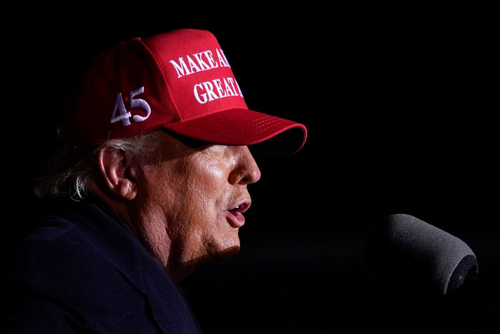 Phát biểu ở ngoại ô Scranton, Tổng thống Trump một lần nữa trực tiếp kêu gọi những phụ nữ ngoại ô hãy bỏ phiếu cho ông.