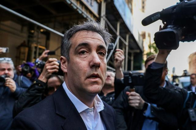 Cuộc điều tra bắt đầu sau khi cựu luật sư của ông Trump là Michael Cohen (ảnh) nói trước Quốc hội rằng ông (Trump) đã thổi phồng giá trị tài sản của mình để được ưu đãi thêm nhiều khoản vay và chính sách bảo hiểm. Ảnh: Reuters.