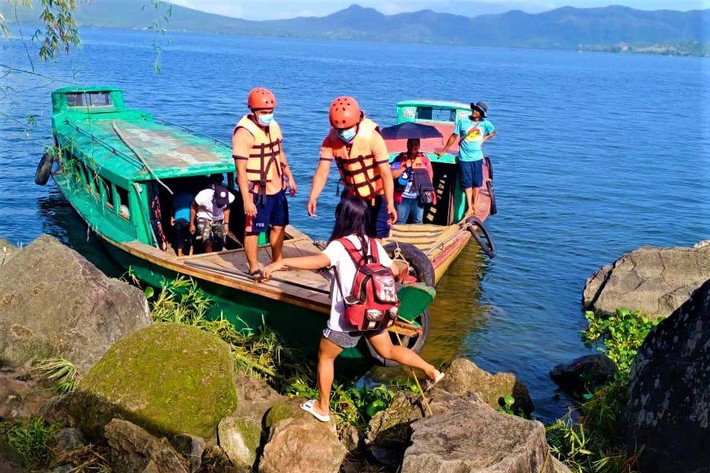 Phủ Tổng thống Philippines nhấn mạnh các cơ quan ứng phó thiên tai như Hội đồng Phòng ngừa và Ứng phó Thảm họa Quốc gia (NDRRMC), hay Bộ An sinh và Phát triển Xã hội (DSWD) đã được đặt trong tình trạng sẵn sàng hành động 24/7. Giám đốc NDRRMC Ricardo Jalad ngày 31/10 quan ngại bão Goni sẽ là cơn bão "mạnh nhất kể từ bão Hải Yến" vào năm 2013. Ảnh: PCG.