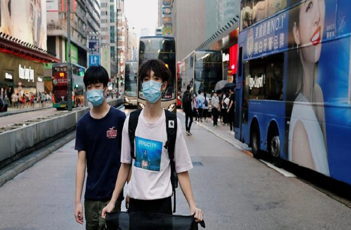 Người biểu tình kêu gọi "giải phóng Hong Kong".