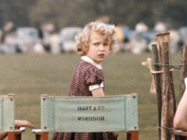 Công chúa Anne, con gái của Nữ hoàng Elizabeth II, trong bức ảnh chụp năm 1956.