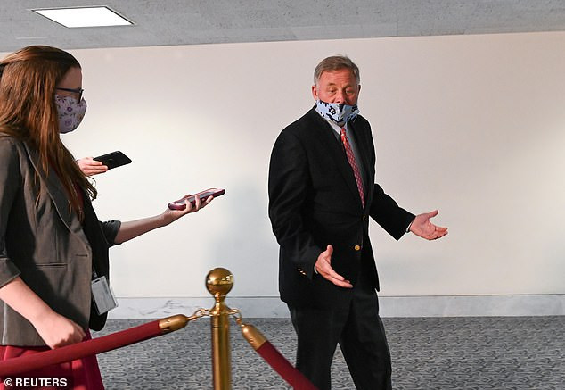 Ông Richard Burr lần đầu tiên được bầu vào Thượng viện Mỹ vào năm 2004. Trong khoảng thời gian từ năm 2015 đến 2020, ông giữ chức Chủ tịch Ủy ban Tình báo Thượng viện Mỹ. Ảnh: Reuters.
