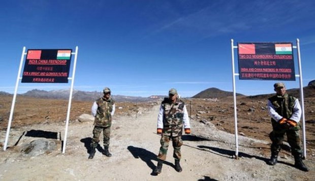 Tuy nhiên, sau sự kiện đối đầu ở khu vực biên giới Doklam kết thúc hồi tháng 8/2017, đầu năm 2018 có tin hai nước Trung-Ấn lại xảy ra xung đột ngắn ở bang Arunachal Pradesh. Ảnh: Khu vực biên giới Ấn Độ-Trung Quốc. Ảnh: btvin.com.