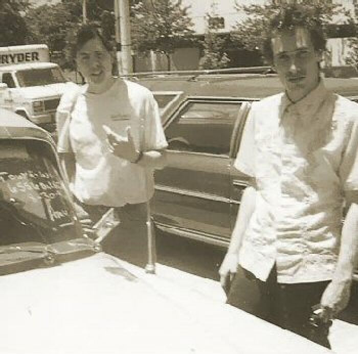 Nhạc sĩ Jeff Buckley trong bức ảnh được chụp vài giờ trước khi anh qua đời vì đuối nước ở tuổi 30 vào năm 1997.