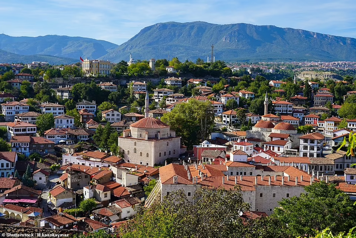 Bức ảnh này chụp tại Safranbolu, một thị trấn của Thổ Nhĩ Kỳ đã được UNESCO công nhận là Di sản Thế giới nhờ kiến trúc Ottoman truyền thống.