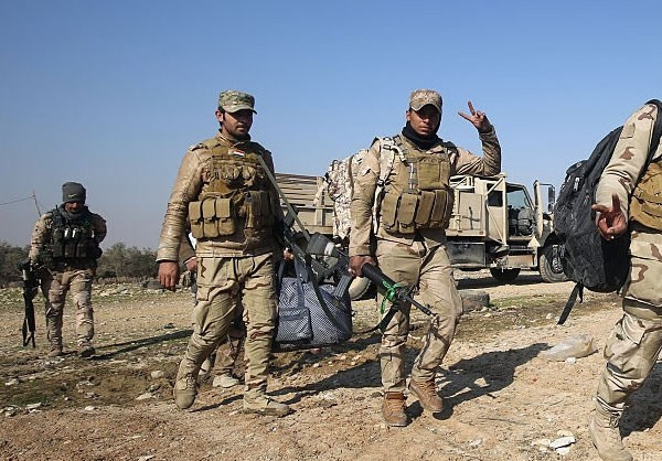 Quân đội Iraq tiếp tục chiến dịch giải phóng Mosul khỏi ách chiếm đóng của phiến quân IS ở khu vực phía tây bắc thành phố.