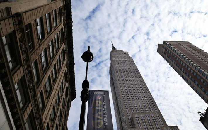 Empire State ở New York (Mỹ) là tòa nhà cao nhất thế giới trong khoảng thời gian 1931-1967, với chiều cao 381 mét.