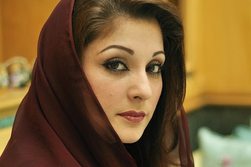 Một trong những nữ chính khách Pakistan quyến rũ nhất nước này là Maryam Nawaz Sharif, nhân vật quan trong trong Liên đoàn Hồi giáo Pakistan (PML). Được biết, Maryam là con gái của Thủ tướng Nawaz Sharif và phu nhân Kalsoom Nawaz.