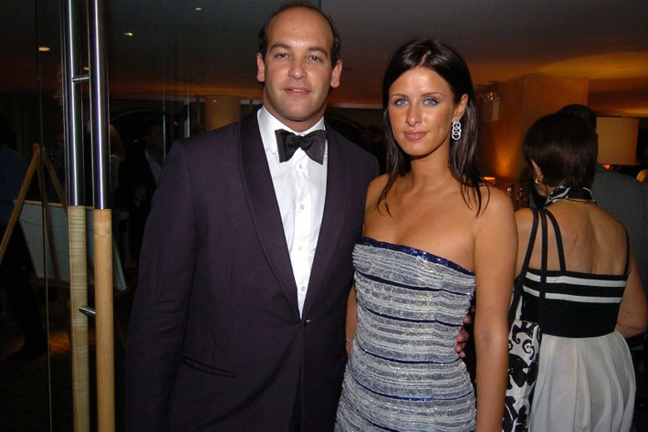 Nicky Hilton và Todd Andrew Meister tổ chức đám cưới vào năm 2004 nhưng họ cũng “mỗi người một ngả” sau 85 ngày. Hilton vui duyên mới vào mùa hè năm 2015.