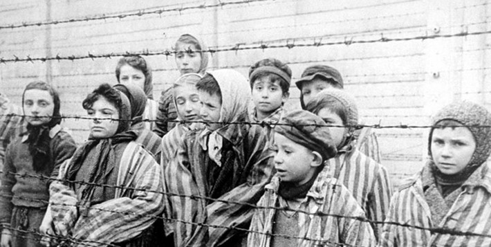 Hàng triệu trẻ em Do thái đã bị giết hại trong cuộc diệt chủng (Holocaust) do Đức Quốc xã cùng bè phái tiến hành.