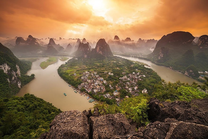Phong cảnh đẹp như tranh vẽ ở Dương Sóc, Hưng Bình, Quảng Tây.