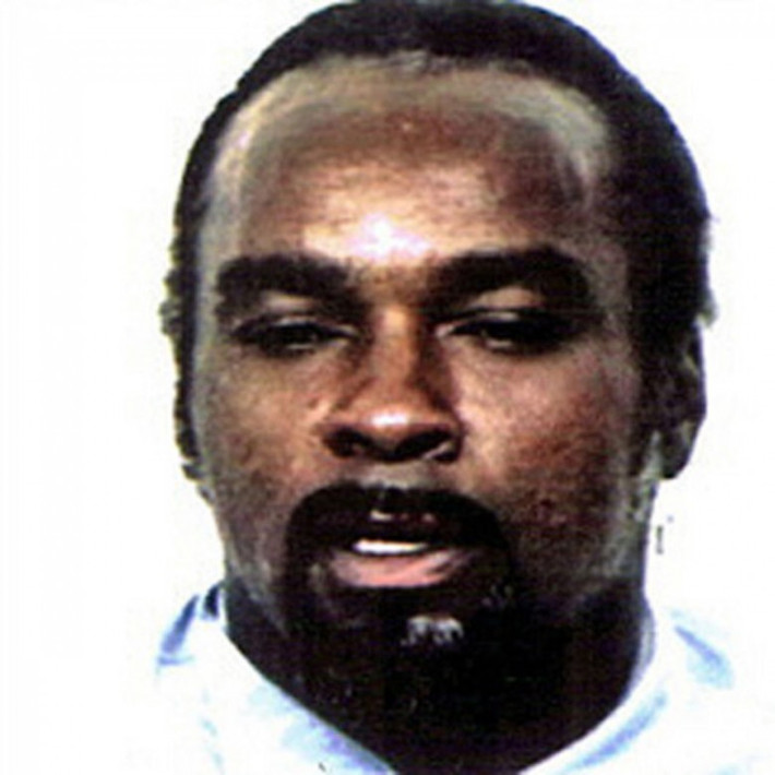 Đứng thứ hai trong danh sách những tội phạm nguy hiểm là Stanley “Tookie” Williams. Williams đã xây dựng nên Crips, một trong những băng nhóm tội phạm đường phố lớn nhất và tàn bạo nhất thế giới ở Los Angeles (Mỹ). Y bị kết án tử hình vì tội thảm sát 4 người vào năm 1979.
