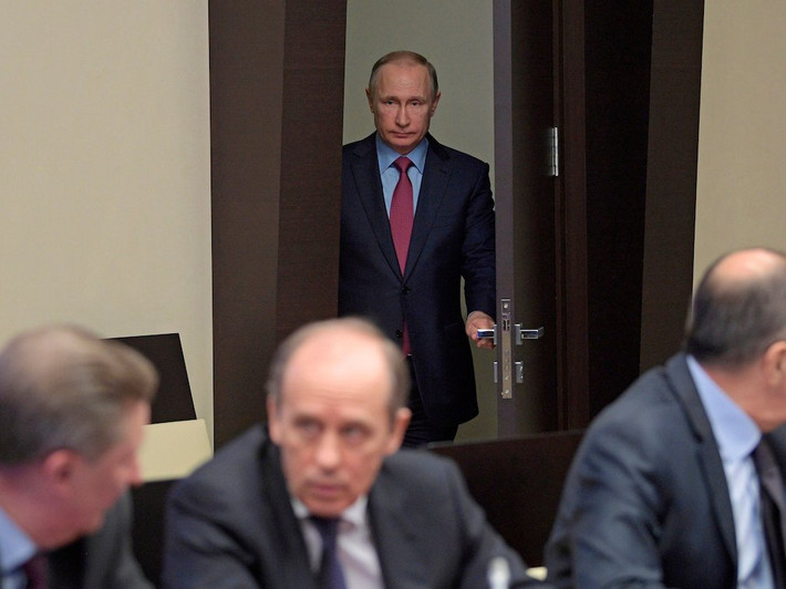 Tổng thống Putin thường làm việc tới khuya. Ảnh: BI.