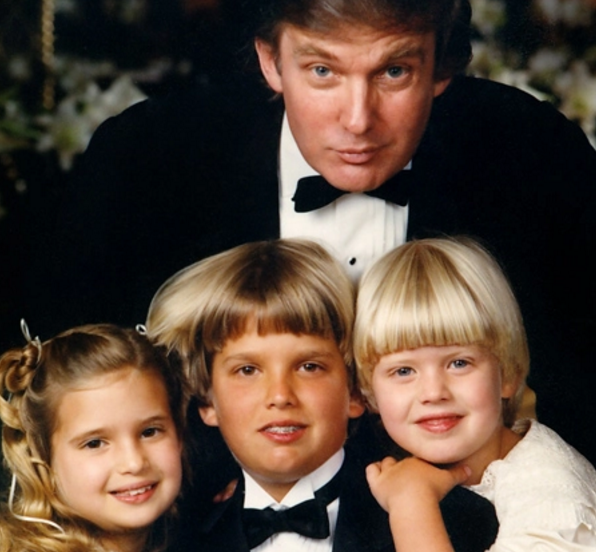 Ông Trump và người vợ đầu, Ivana, có với nhau ba người con là Ivanka, Donald Jr. và Eric. Ảnh: PL.