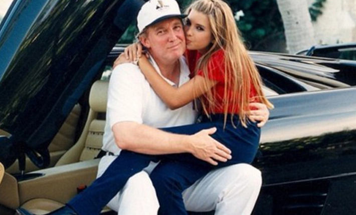 Tổng thống Trump dường như rất chiều cô con gái, Ivanka, từ khi còn nhỏ. Ảnh: PL.