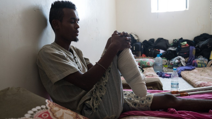 Mohammad, 17 tuổi, đến từ Mogadishu, đã sống sót trong vụ tấn công nhằm vào tàu chở di dân ngoài khơi bờ biển Yemen vốn cướp đi sinh mạng của 42 người.