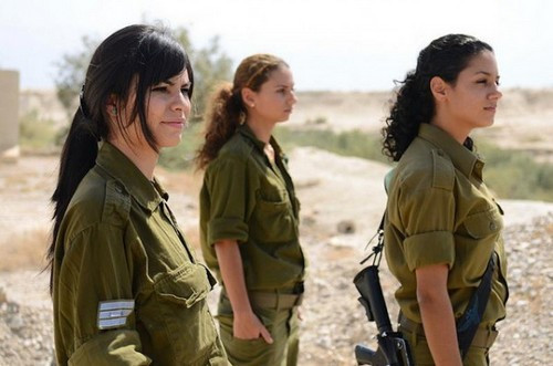 Israel từng trải qua 8 cuộc chiến tranh kể từ năm 1948 nhưng không để thất bại trong một cuộc chiến nào. Theo Wonders List, Israel đã phát triển một trong những hệ thống phòng thủ tên lửa tốt nhất thế giới mang tên “Iron Dome”. Ảnh: WL.