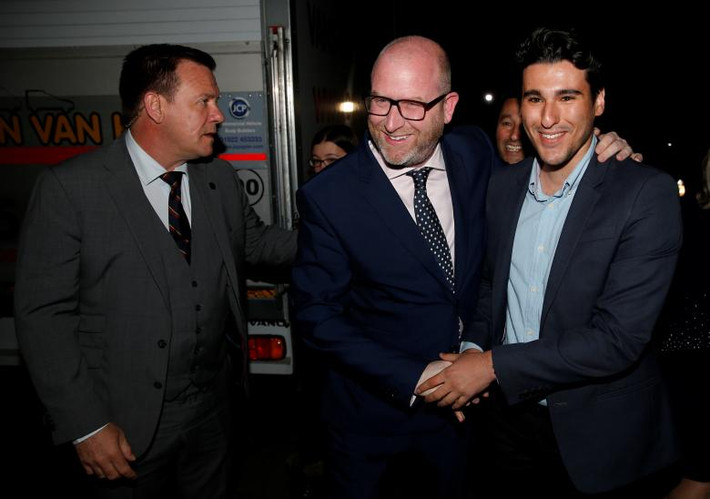 Paul Nuttal, thủ lĩnh Đảng Độc lập Vương quốc Anh, tại một trung tâm kiểm phiếu ở Boston.