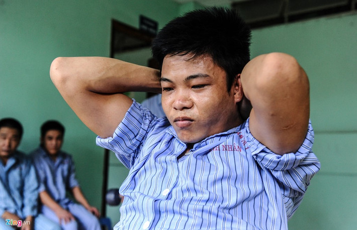 Các bệnh nhân tham gia tập gym để tăng cường sức khoẻ. Anh Đỗ Văn Phát cho biết, trước đây ở nhà anh làm nghề sửa chữa đồ điện tử, ngồi một chỗ nhiều nên sức khoẻ yếu. Hiện tại, ngày nào anh cũng tham gia tập gym nên sức khỏe được cải thiện đáng kể.