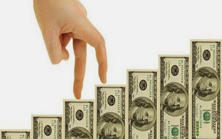 Khi phụ nữ kiếm tiền, họ sẽ đầu tư nhiều hơn (so với nam giới) cho những thứ thực sự tạo ra sự khác biệt, ví dụ như cho chuyện học hành của con cái.