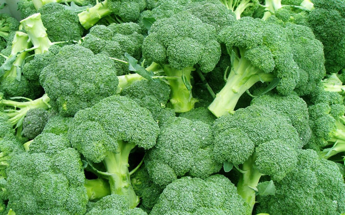 Giảm nguy cơ mắc ung thư: Glucosinolates, vitamin C, beta-carotene sẽ kích hoạt các enzymes trung hòa, giảm các tế bào ác tính, nhờ đó giảm nguy cơ mắc các loại bệnh ung thư như ung thư vú, ung thư bàng quang...