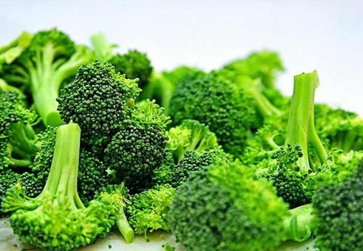 Súp lơ tốt cho hệ tim mạch: Hàm lượng vitamin dồi dào cùng các khoáng chất trong súp lơ có tác dụng giữ cho hệ tim mạch luôn khỏe mạnh và loại bỏ các colesterol xấu trong máu.