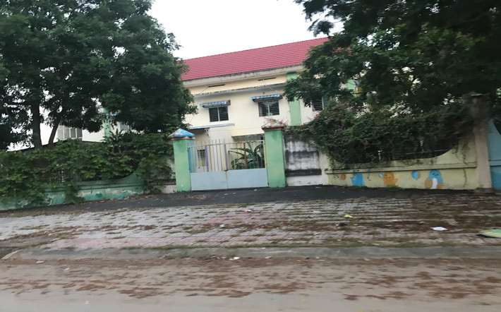 Khảo sát thực tế tháng 2/2017 cho thấy khu nhà ở này rất vắng người. Bên trong khu tái định cư, ngoài một siêu thị nhỏ và các trường học thì không khí vắng lặng đến lạ thường.