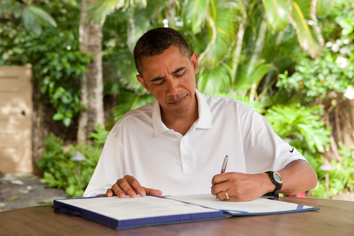 Ông Obama sinh năm 1961 tại đảo Honolulu, Hawaii và dành phần lớn thời thơ ấu sống ở đây. Năm 1967 ông theo mẹ sang Indonesia và năm 1971 quay lại Honolulu học cấp 3. Ảnh: Nypost.