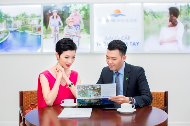 “Mỗi khi trở về nhà, vừa bước xuống xe là tôi cảm nhận ngay được sự yên bình và trong lành.Tôi gọi vui đây là ốc đảo của mẹ con nhà Thỏ”, Xuân Lan chia sẻ.