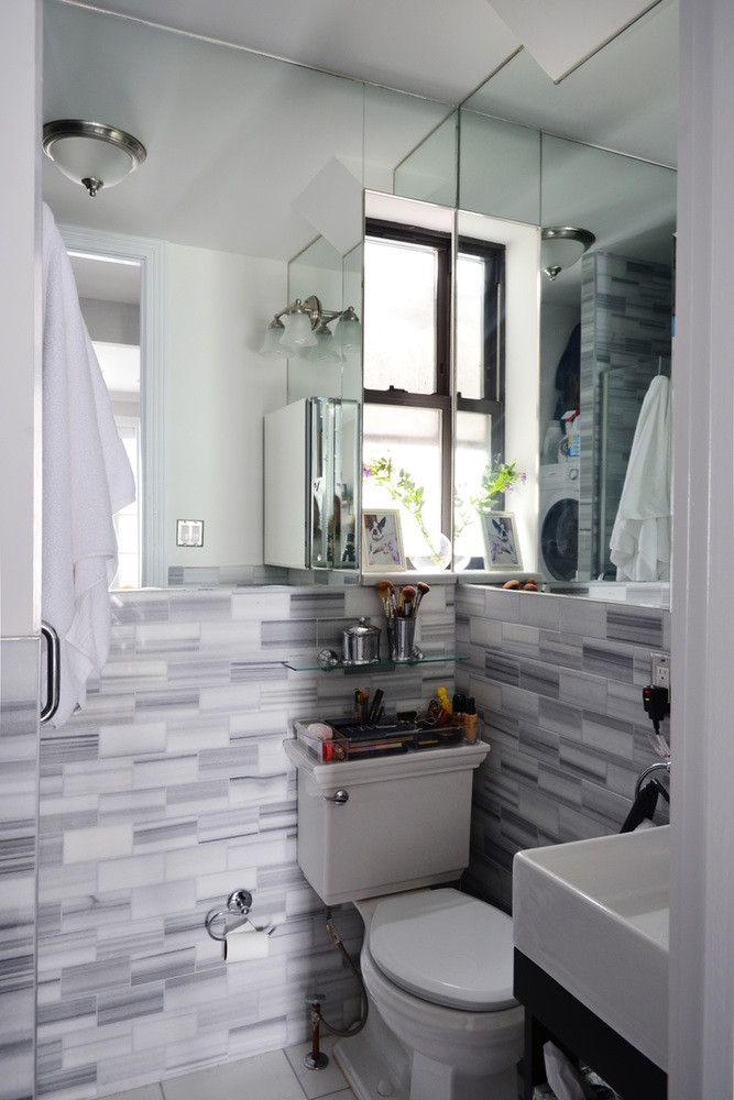 Khu vực nhà vệ sinh cũng được bố trí để đựng đồ cá nhân.