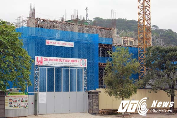 Tòa nhà được thiết kế trên diện tích sàn 29.740m2, với 21 tầng và 2 tầng hầm, 2 tầng lửng và mái tòa nhà. (Ảnh: Minh Khang)
