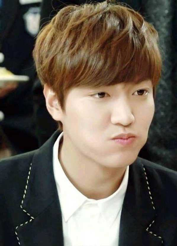 Khoảnh khắc "chu môi" của tài tử Lee Min Ho.