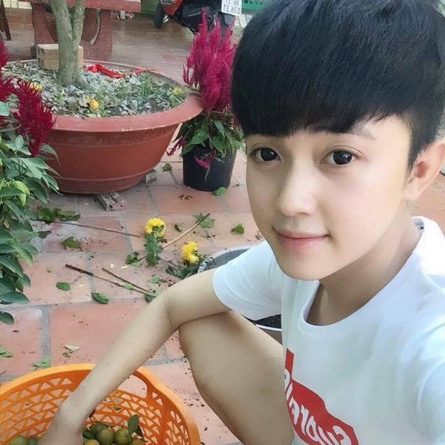 Vẻ đẹp của Su Pin được mọi người đánh giá rất cao. Đa phần đều cảm thấy mừng cho cô gái trẻ này khi đã dám đấu tranh để tìm lại giới tính thật của mình, thêm nữa, cô lại còn sở hữu một nhan sắc đáng để mọi người ngưỡng mộ.