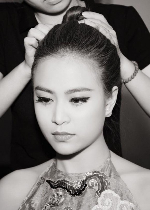Mỹ nhân Hà Thành gợi cảm, sexy, quyến rũ và không kém phần nóng bỏng.