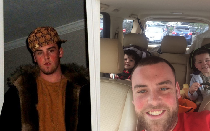 Blake Boston hay Scumbag Steve (Chàng trai vay mượn) trở thành hiện tượng ảnh chế nhờ bức ảnh năm 16 tuổi do mẹ anh chụp. Blake hiện là rapper và cha của hai bé trai đáng yêu.