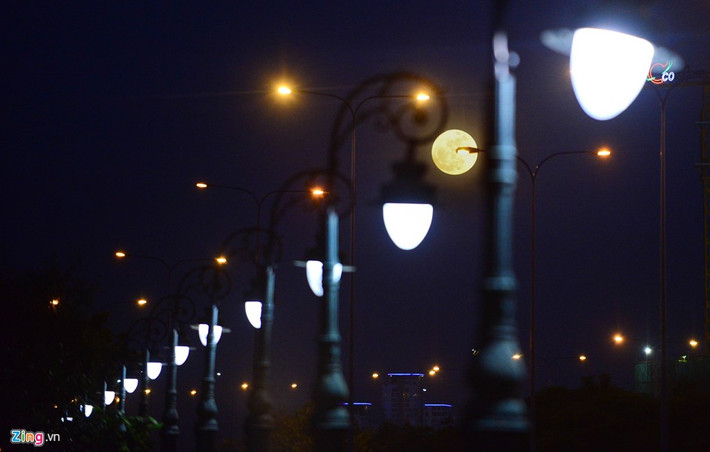 Tại đường Mai Chí Thọ, quận 2.