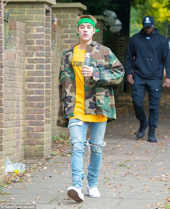 Nam ca sĩ đã ở London vào tuần trước và bị mê hoặc bởi không gian tuyệt đẹp nơi đây.