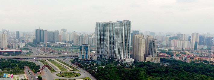Khu vực điểm đầu đại lộ Thăng Long (quận Nam Từ Liêm), cách đây gần 20 năm còn là cánh đồng bát ngát.