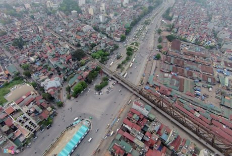 Song song cùng với sự phát triển của những khu đô thị mới, Hà Nội hiện đại vẫn giữ được những nét cũ mà không bị lạc hậu.