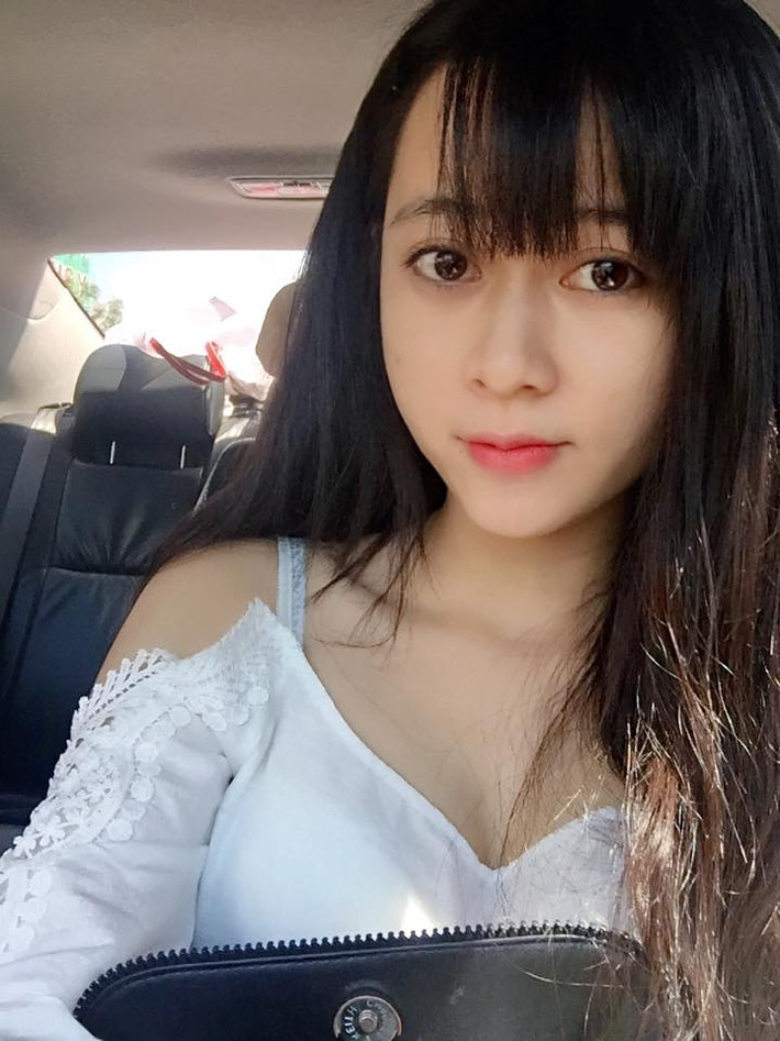Trang Facebook cá nhân của cô giáo nhận được hơn 52 nghìn lượt theo dõi từ cư dân mạng.