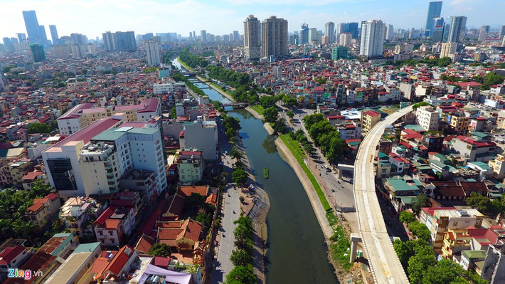 Công trình sẽ được trang bị 13 đoàn tầu, khai thác với tần suất vận chuyển khoảng 2 phút/chuyến, vận tốc thiết kế tối đa 80 km/h, vận tốc bình quân khai thác 35 km/h.