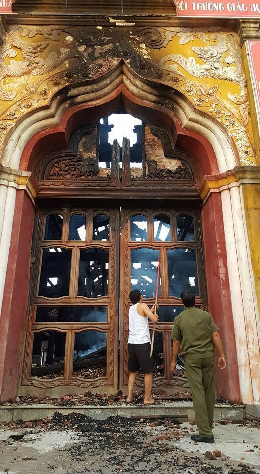Đây là một công trình kiến trúc độc đáo kết hợp các yếu tố Gothic, Tây Ban Nha và kiến trúc truyền thống Việt Nam tồn tại 130 năm nay. Ảnh: Ngọc Đính.