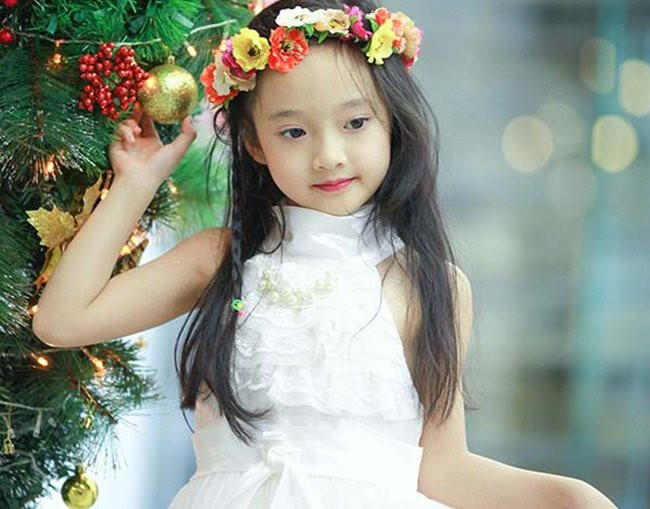 Trương Bảo Anh năm nay 6 tuổi, hiện đang là người mẫu nhí đại diện cho một nhãn hàng nổi tiếng.