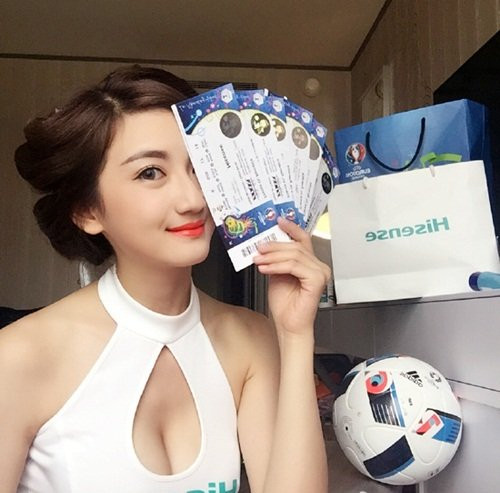 Những hoạt động, hình ảnh xinh đẹp của dàn hot girl liên tục được cập nhật để mang đến những sắc màu mới, cảm xúc mới cho người xem.