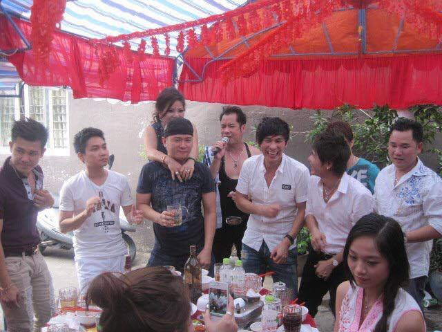 Hình ảnh một thời "hai lúa" của nam danh ca nổi tiếng.