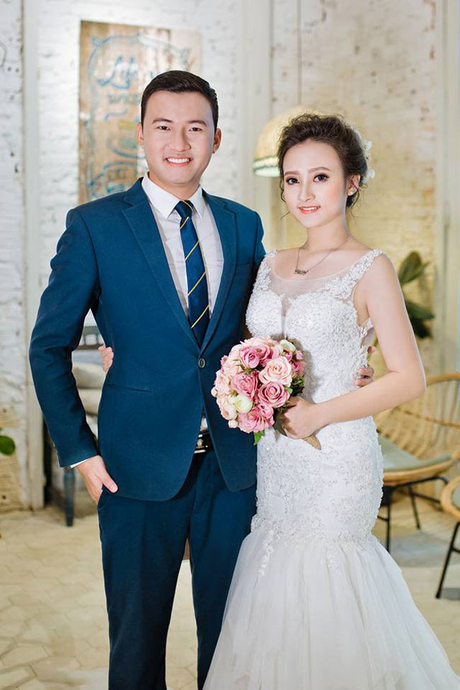 Ngày 9/12 vừa qua, fan nữ xinh đẹp vừa lên xe hoa về nhà chồng.