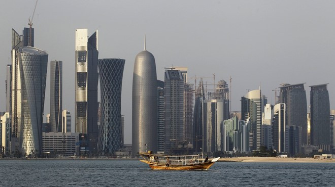1. Qatar GDP đầu người: 146.011 USD. Quatar đứng đầu danh sách 15 quốc gia giàu nhất thế giới tính theo GDP đầu người năm 2015, do tạp chí Global Finance Magazine đưa ra.