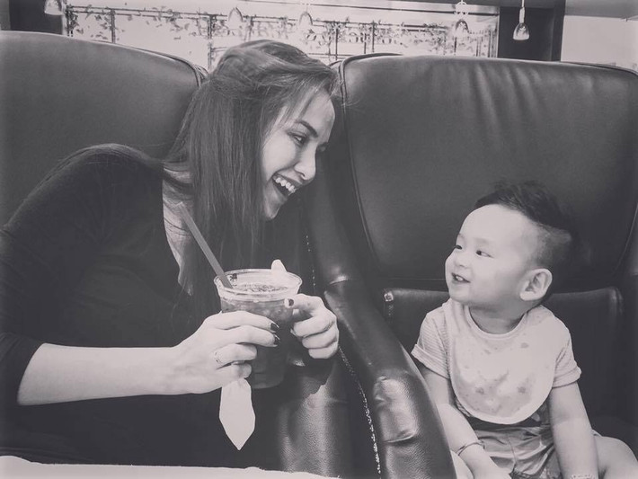 Diễm Hương "Trò chuyện là thứ đắt giá nhất mà Ba Mẹ nên cho con".